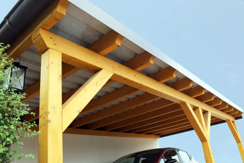 Garage en bois : Dispositif facile à installer